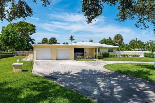 2021 Ne 24th St, Lighthouse Point, FL, 33064-7762 | Card Image