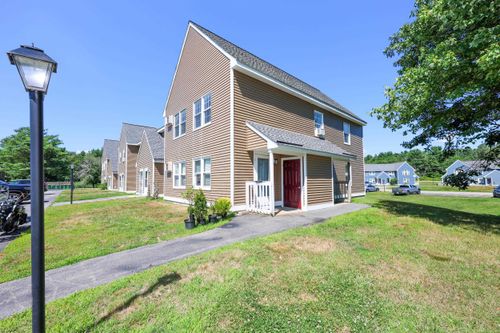 unit-41-37 Indian Brook Cir, Rochester, NH, 03839-4417 | Card Image