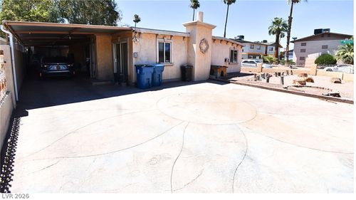 2212 Wengert Ave, Las Vegas, NV, 89104-2110 | Card Image
