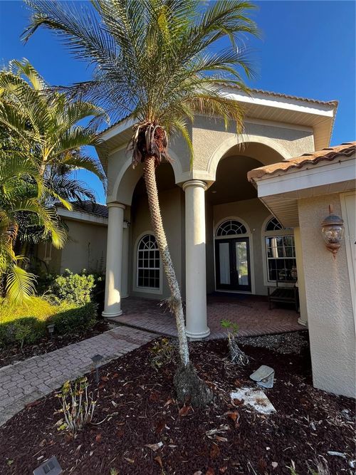 7742 Camden Harbour Dr, Bradenton, FL, 34212-9312 | Card Image