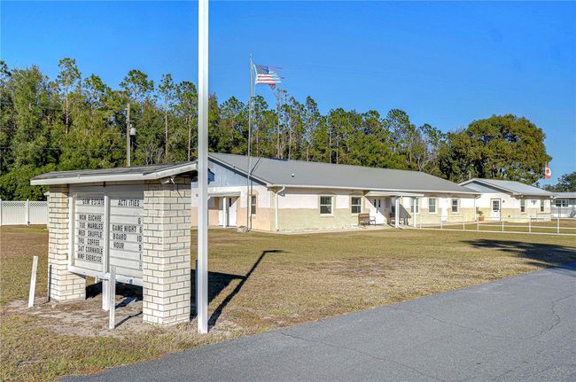 39351 Dundee Rd, House other with 2 bedrooms, 2 bathrooms and null parking in ZEPHYRHILLS FL | Image 43