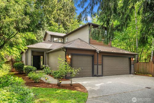 12423 Ne 70th St, Kirkland, WA, 98033-8539 | Card Image