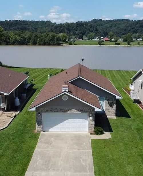 110 S. Gray Street, Franklin Furnace, OH, 45629 | Card Image