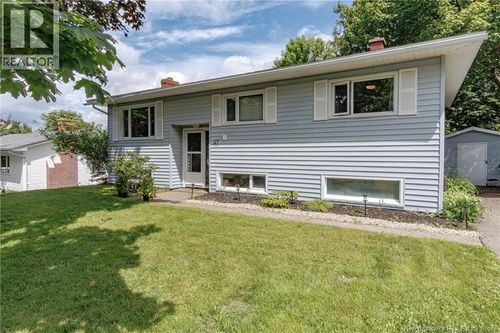 47 Morley Cres, Saint John, NB, E2J2X5 | Card Image