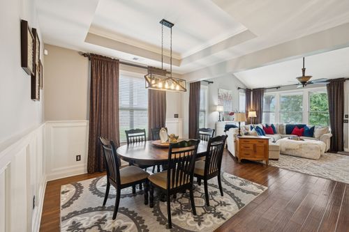 125 Village Cir, Lebanon, TN, 37087-1433 | Card Image