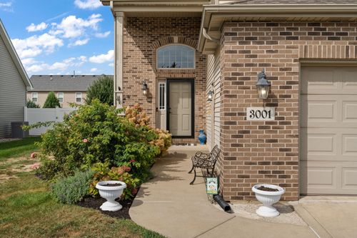 3001 Winter Garden Dr, Valparaiso, IN, 46385-7145 | Card Image