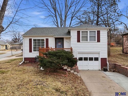 3200 S 44th St, Lincoln, NE, 68506-6401 | Card Image