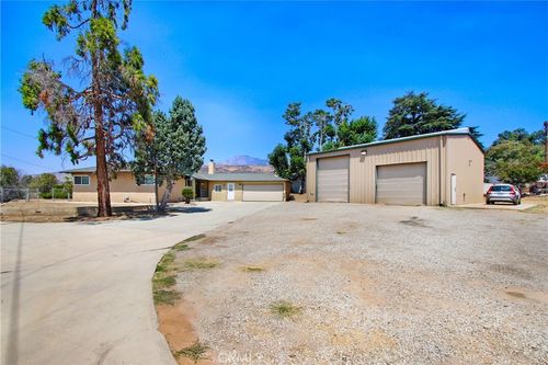 35710 Avenue H, Yucaipa, CA, 92399 | Card Image