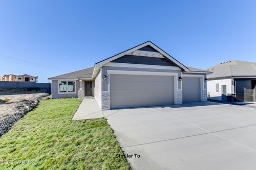 spec-607 Vineyard St, Grandview, WA, 98930-4506 | Card Image