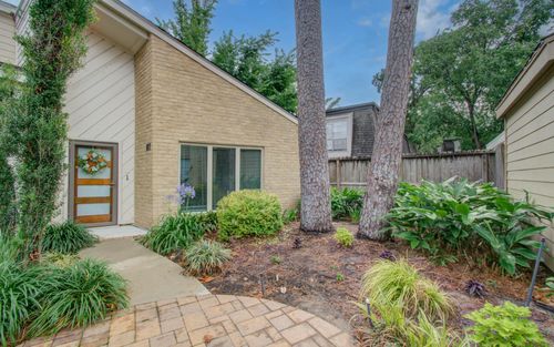 apt-87-12625 Memorial Dr, Houston, TX, 77024-4817 | Card Image