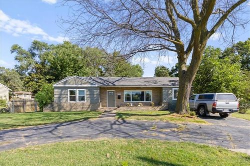 4828 Gibbs Rd, Kansas City, KS, 66106-2450 | Card Image