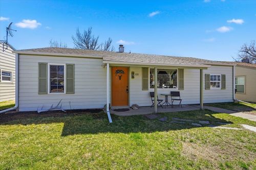 133 E Saint Francis, Rapid City, SD, 57701 | Card Image