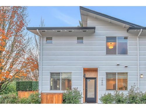 1490 Se Ivon St, Portland, OR, 97202-1192 | Card Image