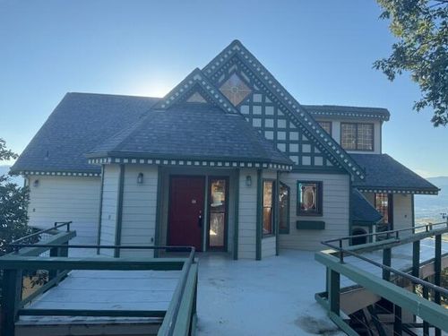 448 Timberlake Dr, Ashland, OR, 97520-9034 | Card Image