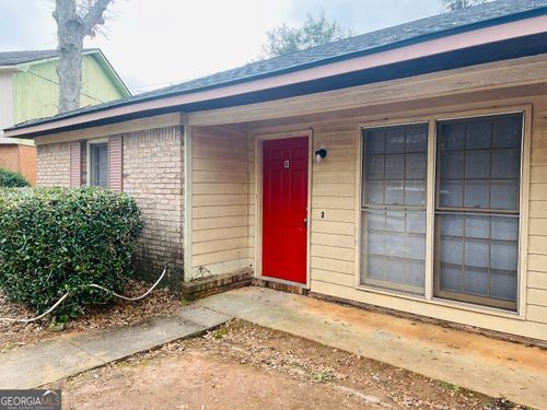 b-104 Peachtree Ct, Lagrange, GA, 30241-1368 | Card Image