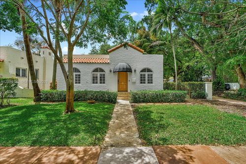 1102 Genoa St, Coral Gables, FL, 33134-2322 | Card Image