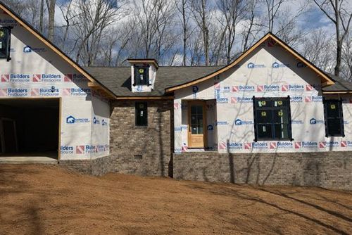 563 Hardwood Ln, Livingston, TN, 38570-6065 | Card Image