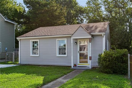 650 Grimes Road, Hampton, VA, 23663 | Card Image