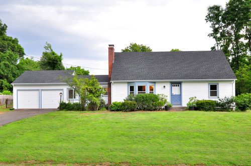 47 Westwood Dr, Simsbury, CT, 06070-1719 | Card Image