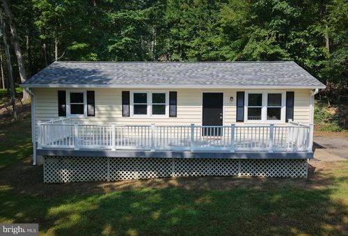 2408 Youngs Dr, HAYMARKET, VA, 20169-1532 | Card Image