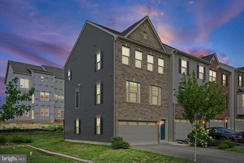 a-4111 Shirley Rose Ct, UPPER MARLBORO, MD, 20772-2567 | Card Image