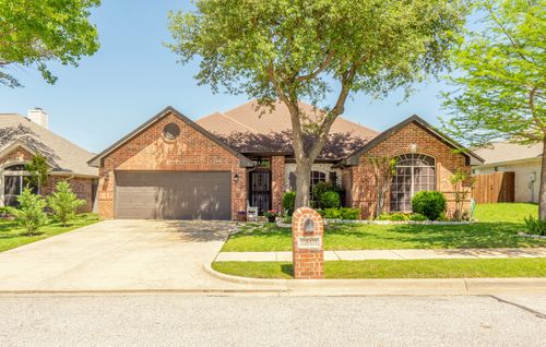 5801 Oak Hill Rd, Watauga, TX, 76148-1223 | Card Image