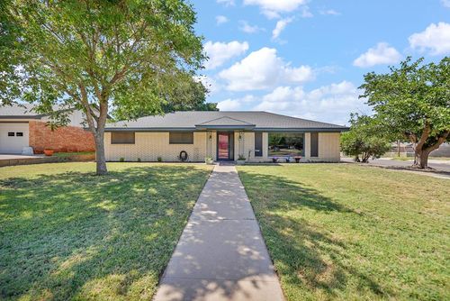 2829 Durant Dr, Midland, TX, 79705-4813 | Card Image