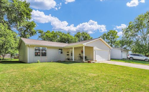 2310 E Country Squire Dr, Urbana, IL, 61802-5606 | Card Image