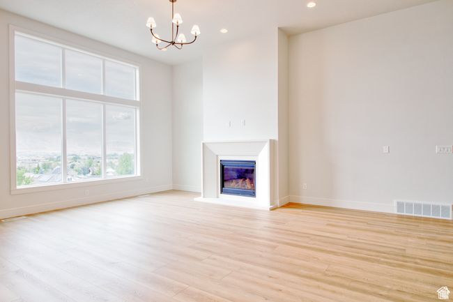 Built in fireplace | Image 8
