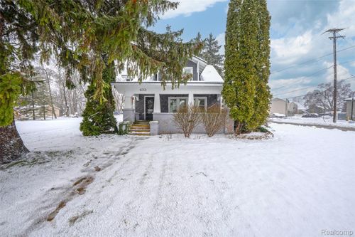 433 N Saginaw St, Holly, MI, 48442-1412 | Card Image