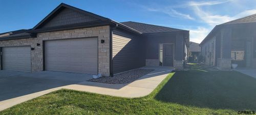 3821 Cabo Dr, Lincoln, NE, 68516-5704 | Card Image