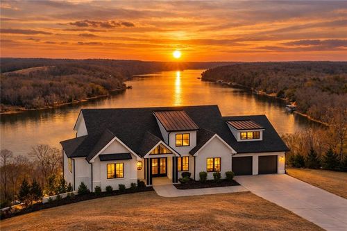 4238 Bayridge Dr, Gainesville, GA, 30506-4561 | Card Image