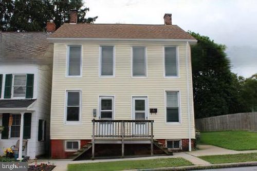 28 W Forrest Ave, SHREWSBURY, PA, 17361-1316 | Card Image