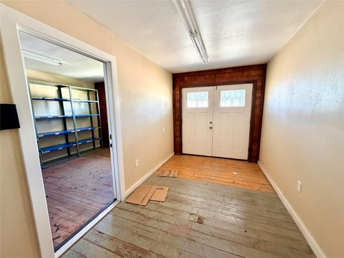 802 3rd St, Goldthwaite, TX, 76844-2058 | Card Image