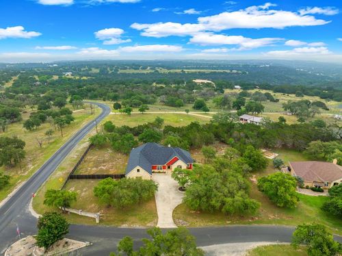 130 Rhum Rd, Kerrville, TX, 78028-8364 | Card Image