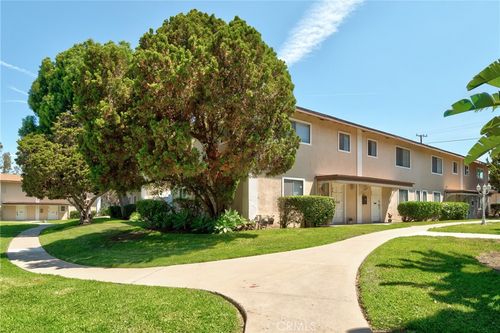 unit-h1-2525 N Bourbon St, Orange, CA, 92865-3012 | Card Image