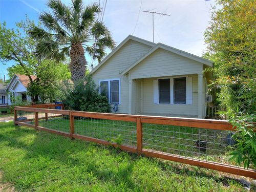 4305 Red River St, Austin, TX, 78751-4334 | Card Image