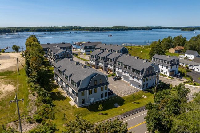 22 Little Bay Dr, House other with 3 bedrooms, 4 bathrooms and null parking in Dover NH | Image 24