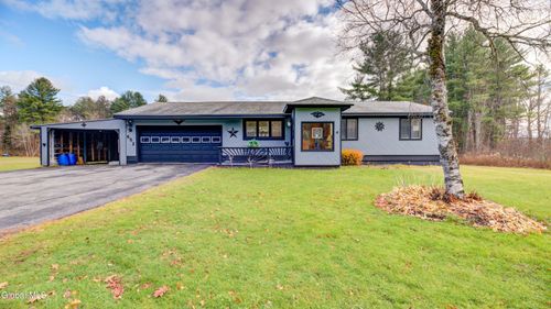 652 County Highway 122, Gloversville, NY, 12078-6220 | Card Image