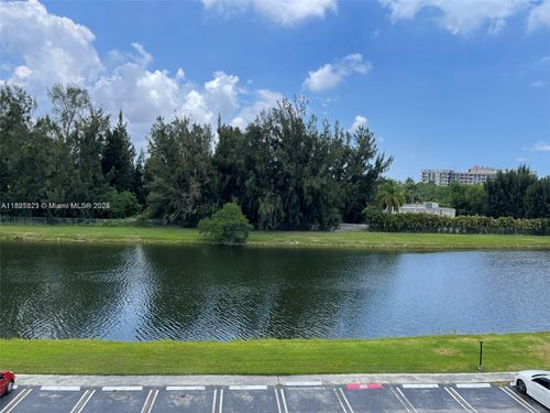 apt-417-16465 Ne 22nd Ave, North Miami Beach, FL, 33160-3725 | Card Image