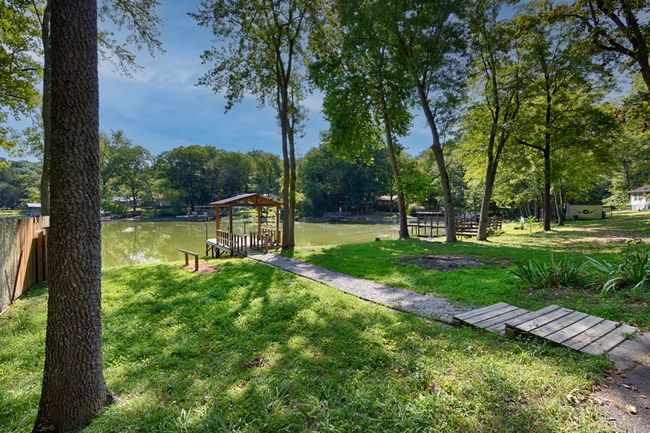 Front Yard - walkway to pier | Image 26