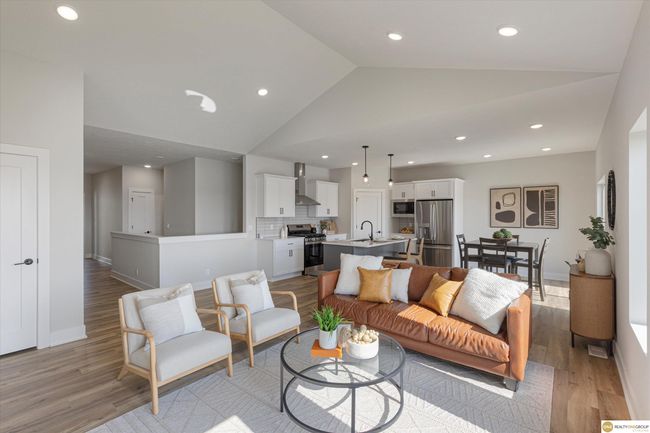 10901 N 161 St St, House other with 5 bedrooms, 4 bathrooms and 3 parking in Bennington NE | Image 8