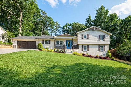 932 Shady Bluff Dr, Charlotte, NC, 28211-4226 | Card Image