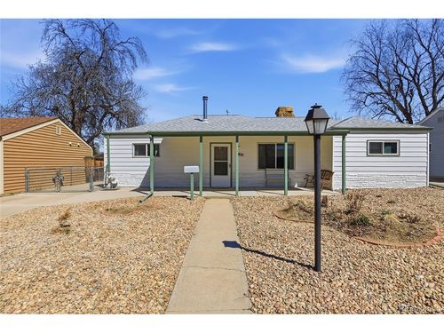 800 Vaughn St, Aurora, CO, 80011-6668 | Card Image