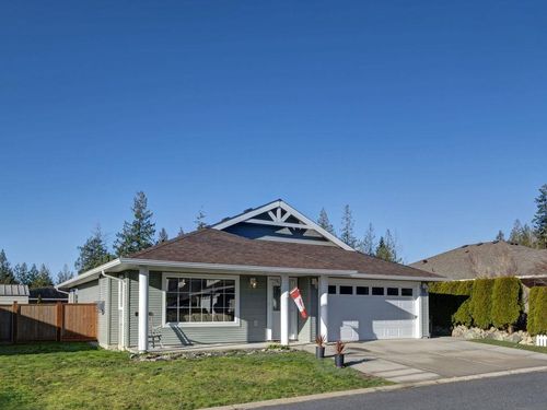 5715 Cartier Rd, Sechelt, BC, V7Z0N5 | Card Image