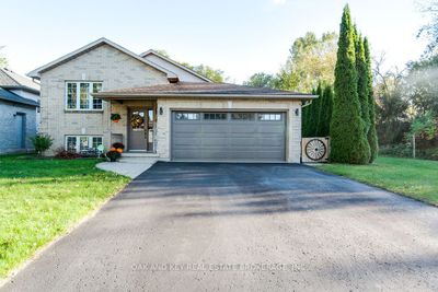 11 Beech Blvd, House other with 3 bedrooms, 2 bathrooms and 6 parking in Tillsonburg ON | Image 1