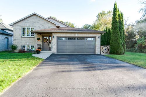 11 Beech Blvd, Tillsonburg, ON, N4G5R7 | Card Image