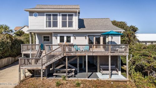 7122 Ocean Dr, Emerald Isle, NC, 28594-3127 | Card Image