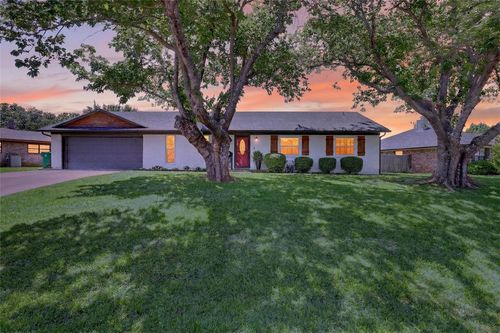 710 Ridgeway Rd, Joshua, TX, 76058-6146 | Card Image