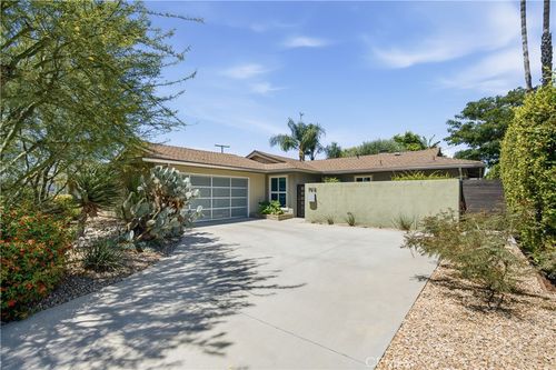 7815 Faust Ave, West Hills, CA, 91304-4619 | Card Image